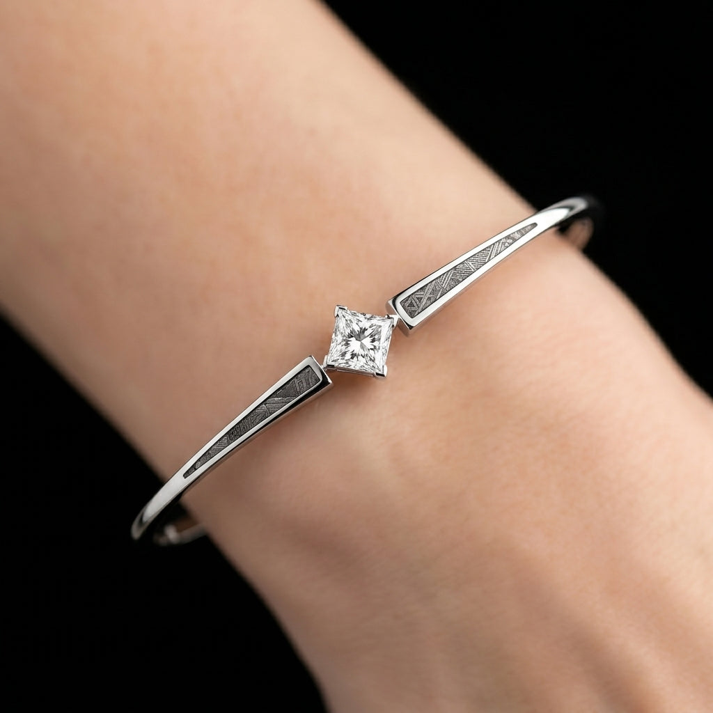 Nova Tension Bracelet