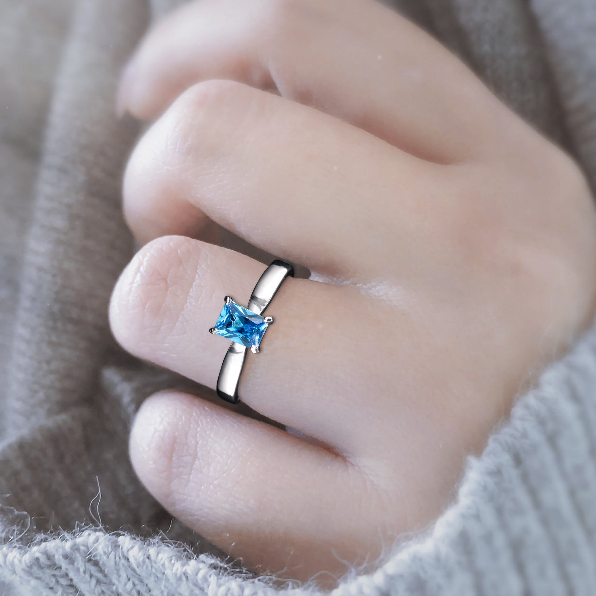 Blue Ocean Engagement Ring for Her – Unique & Elegant Ocean-Inspired Jewelry