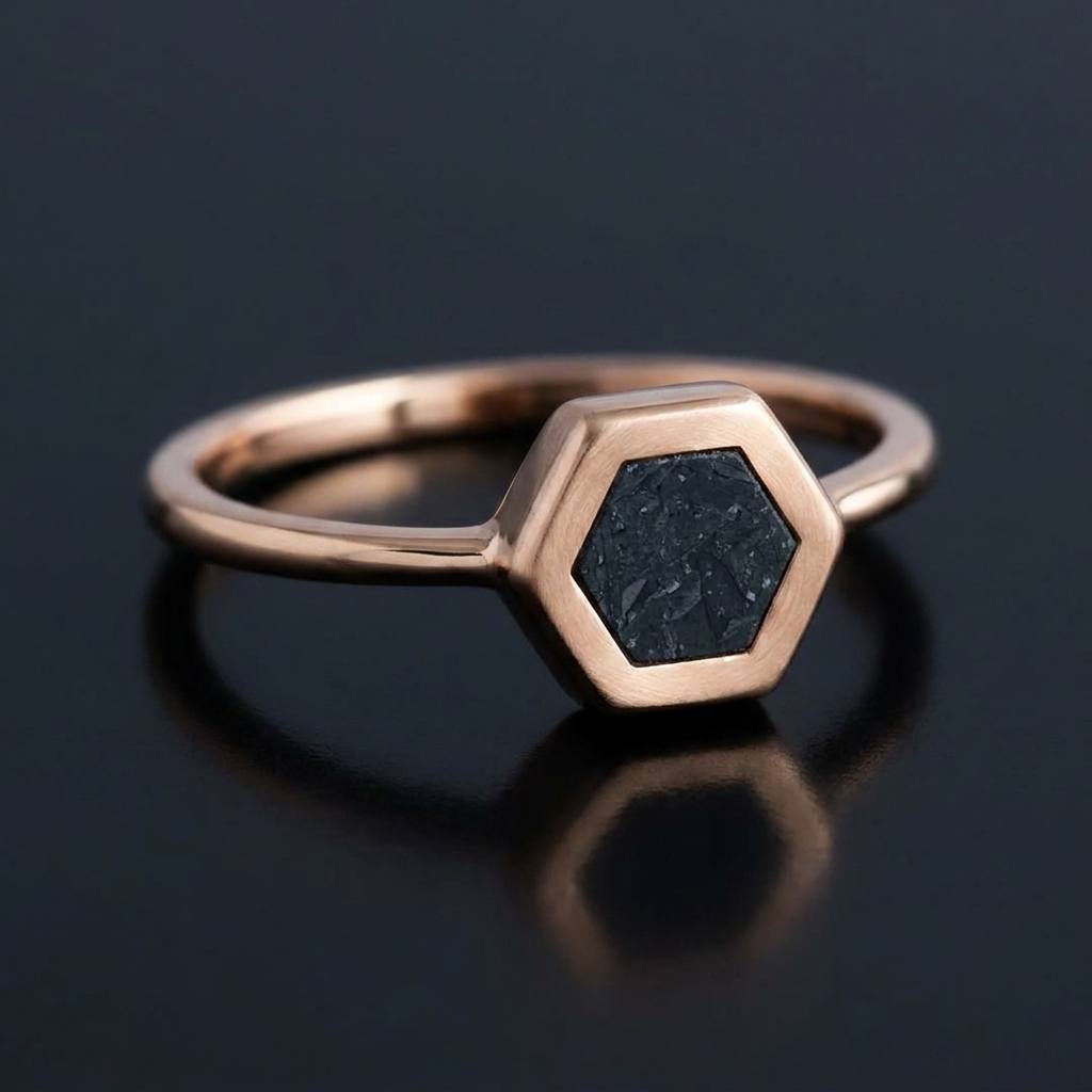 Stella - Lunar Meteorite - Signet Ring — hero