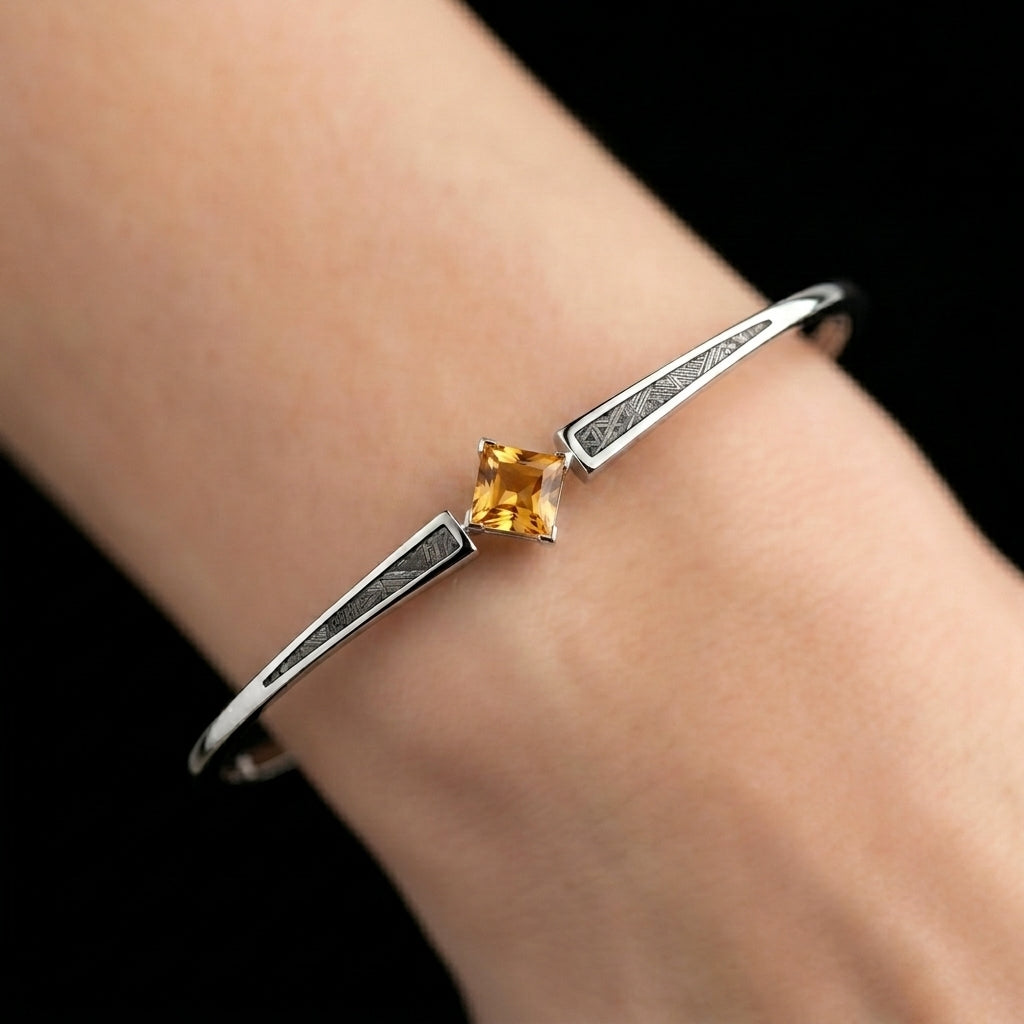 Nova Tension Bracelet